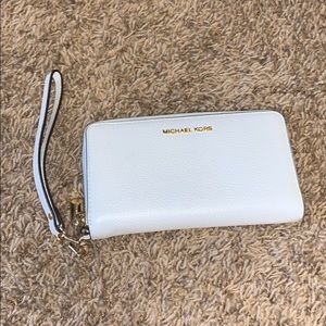 Michael Kors wristlet